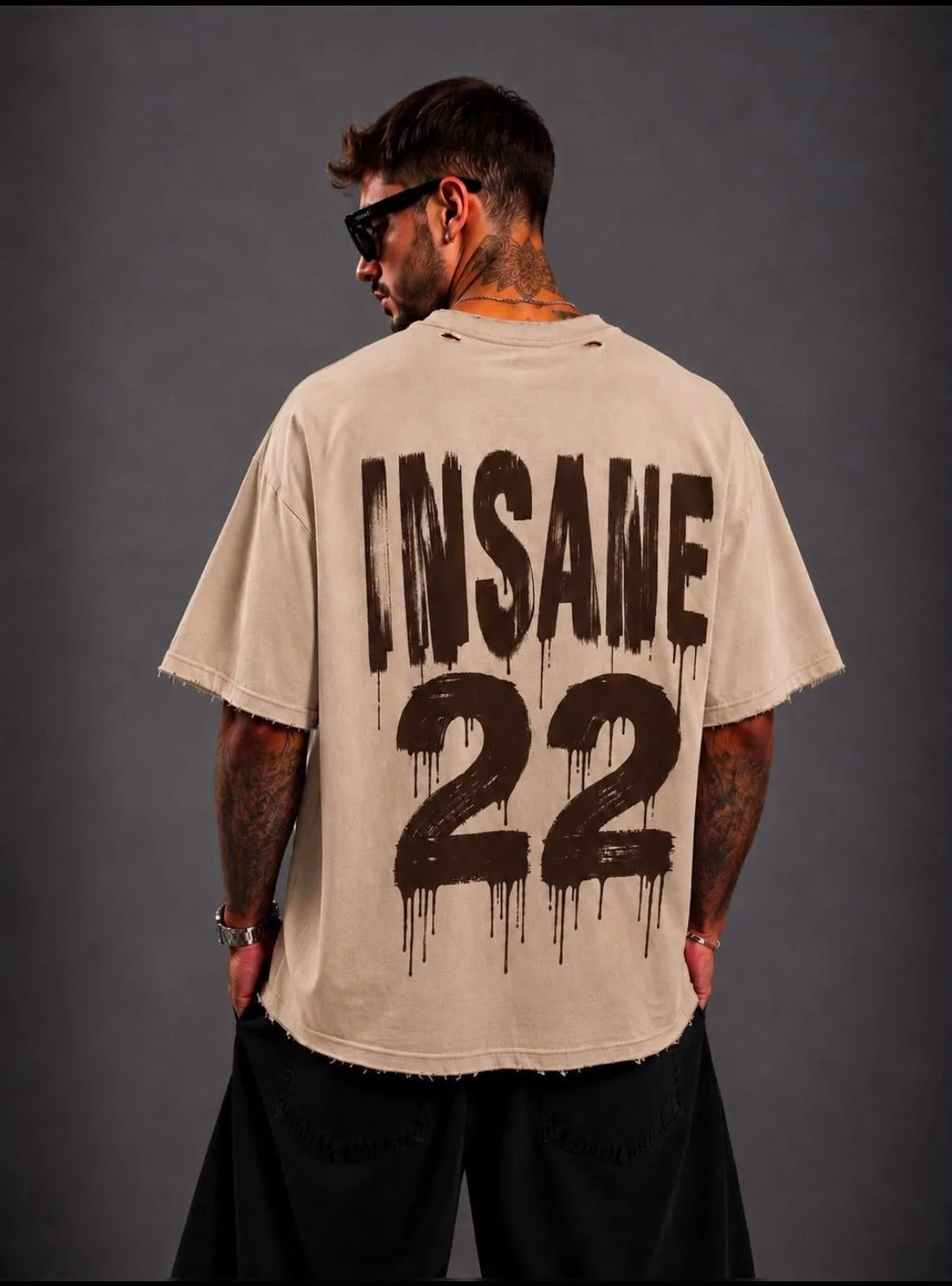 T-SHIRT OVER 22