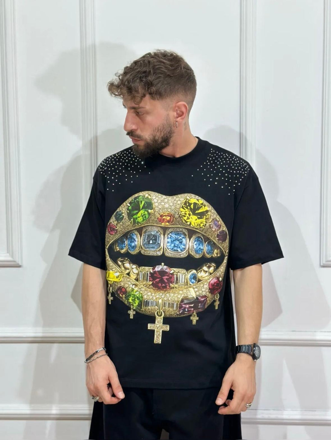 T-SHIRT ROLLING