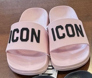 SLIPPERS ICON