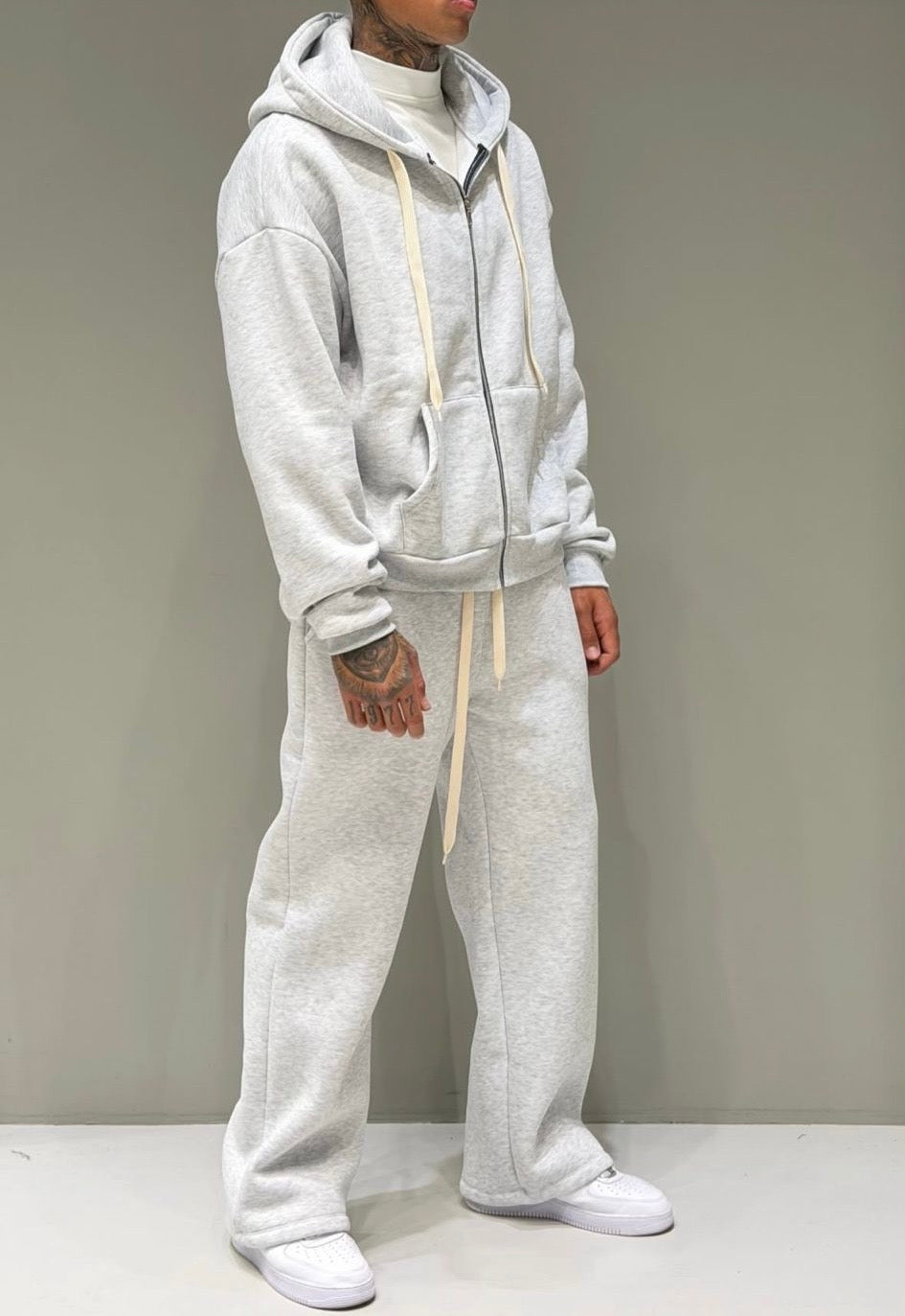 COMPLETO AZPILICUETA