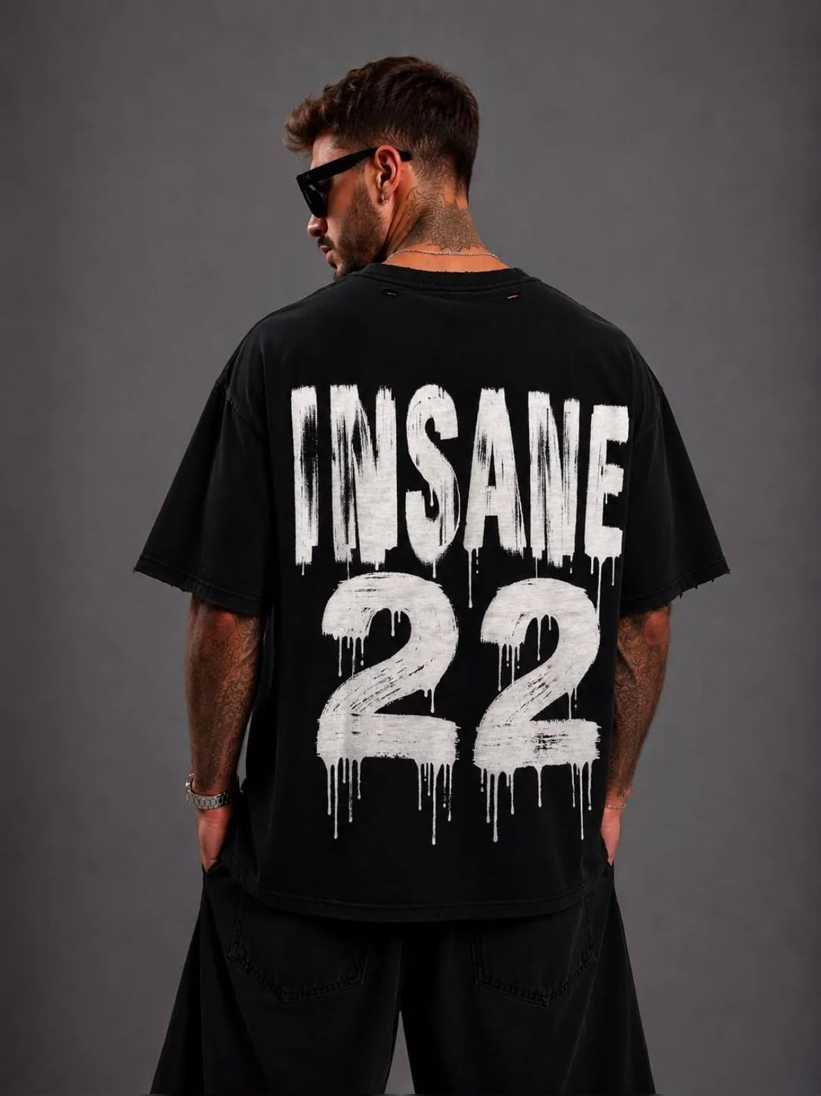 T-SHIRT OVER 22