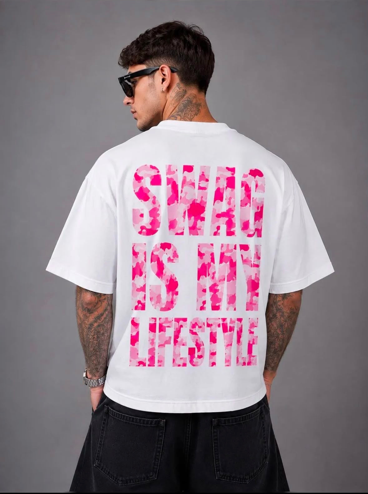 T-SHIRT SWAG