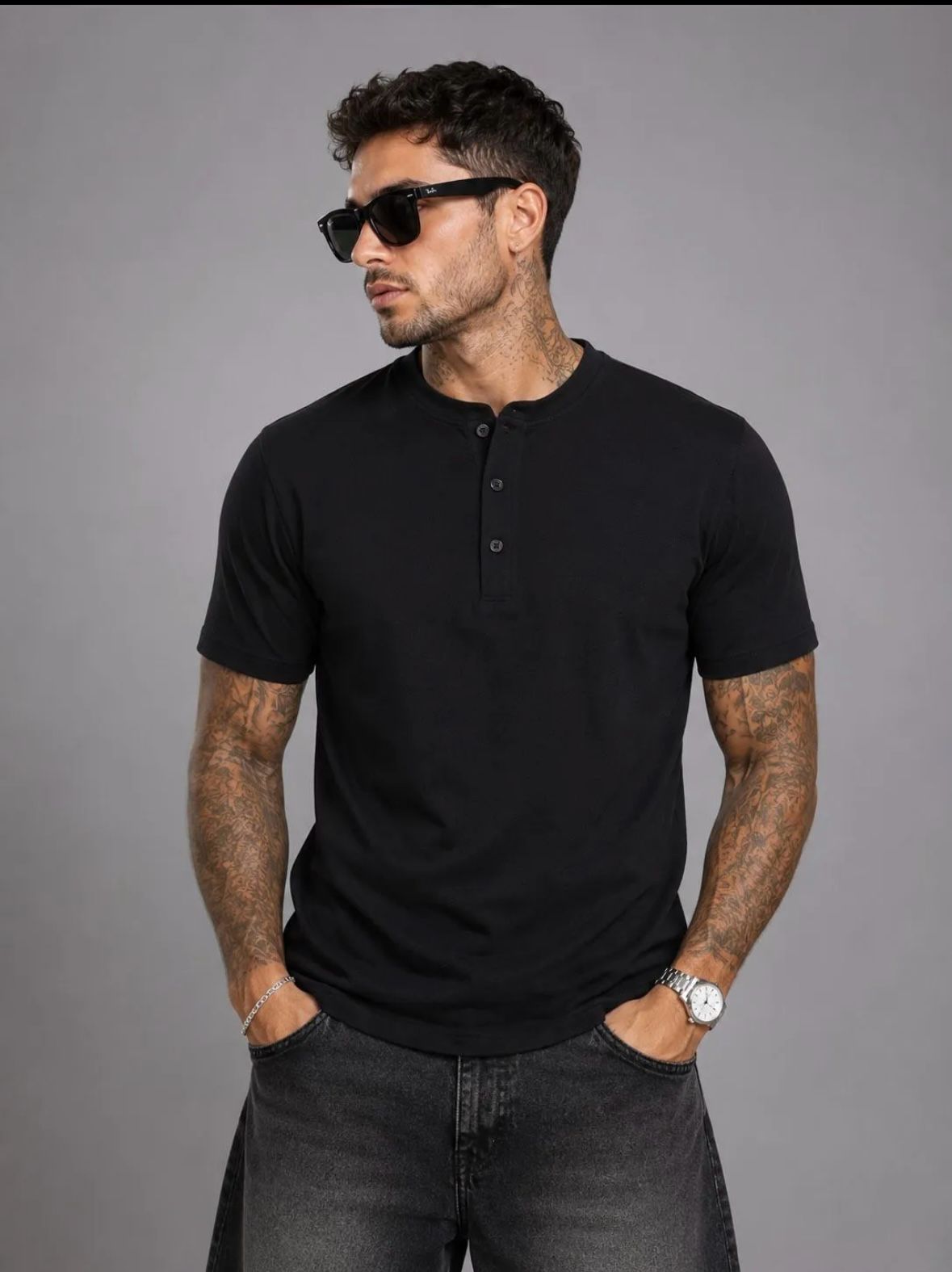T-SHIRT VARGAS