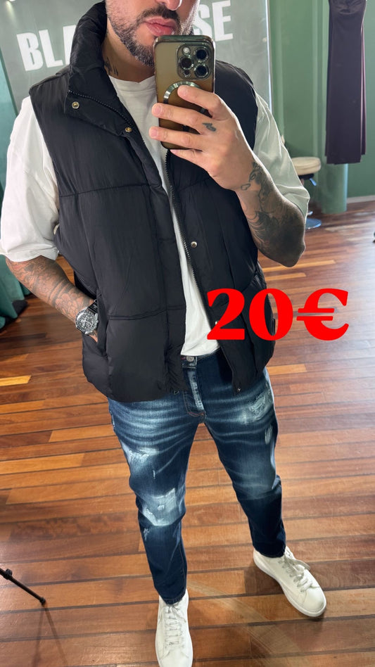 SMANICATO RAZOR